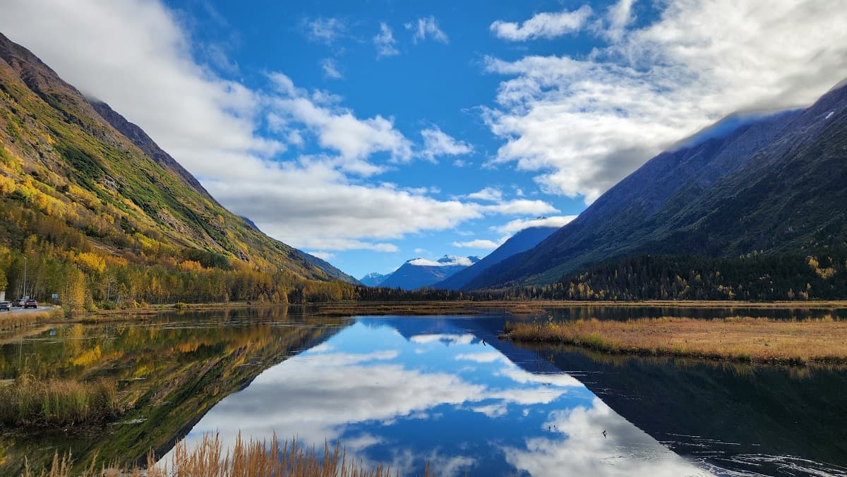 行到水穷处，坐看云起时